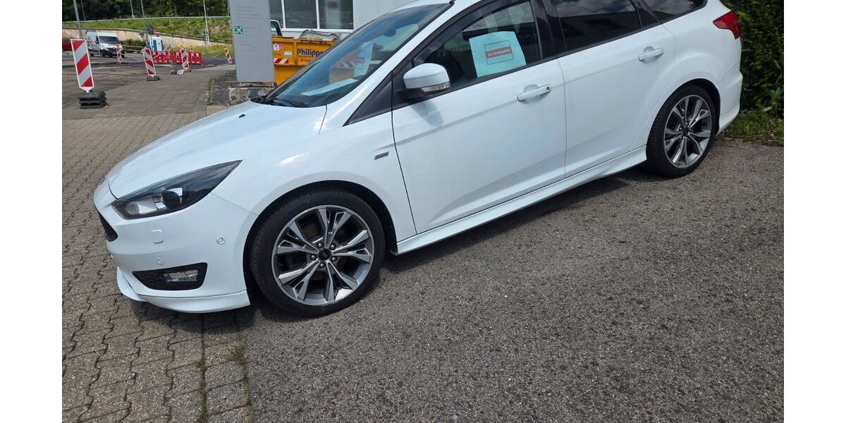 Ford Focus 110.000 km 13.500 &euro; Aachen 52072
