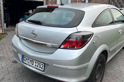 Opel Astra 179.100 km 3.900 &euro; Wiehl 51674