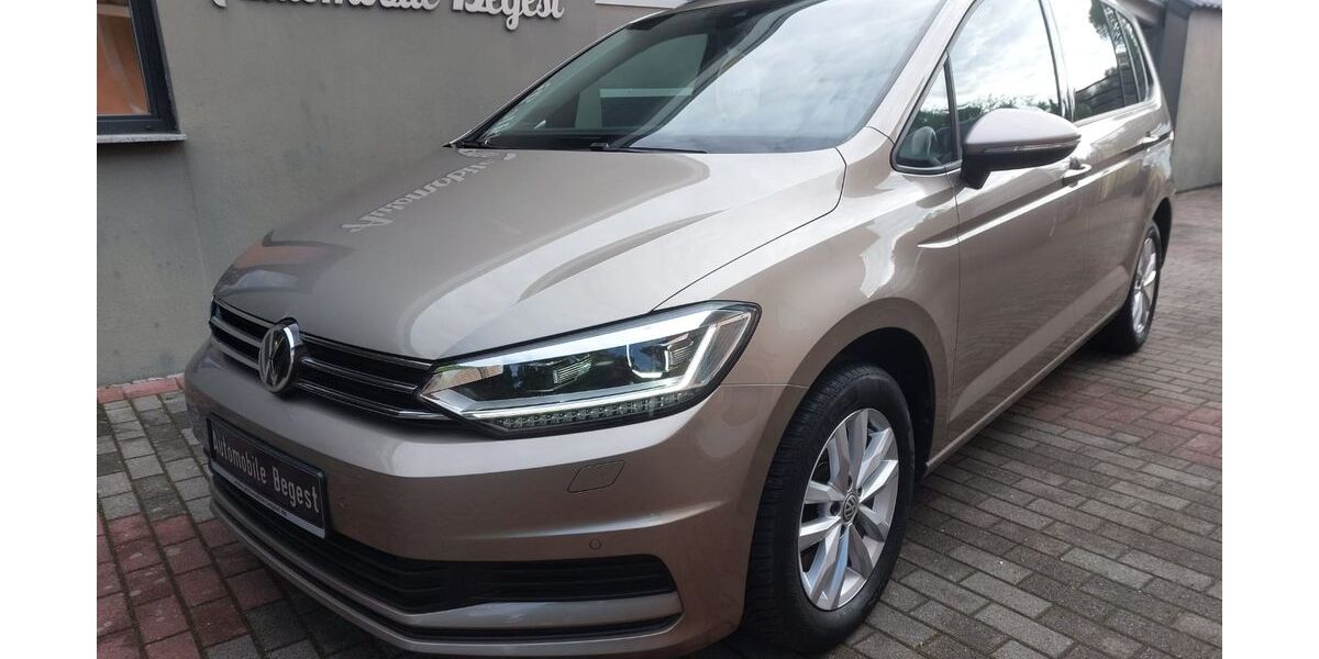 VW Touran 160.333 km 16.899 &euro; Brandenburg OT Klein-Kreutz 14776