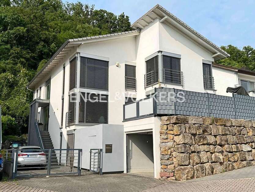 Haus zum Kaufen in Nußloch 1.370.000 € 196 m²