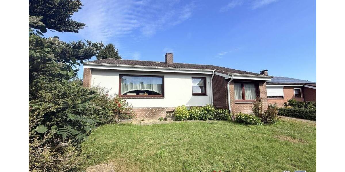 5 Zimmer Bungalow mit Satteldach auf 623 m² Eigenland mit Keller und Garage 5 zimmer