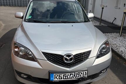 Mazda 3 128.000 km 3.900 &euro; Oer-Erkenschwick 45739