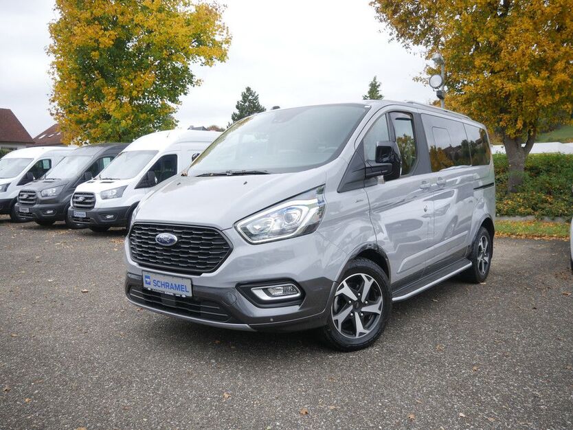 Ford Tourneo Custom 25.600 km 43.790 € Lorch 73547