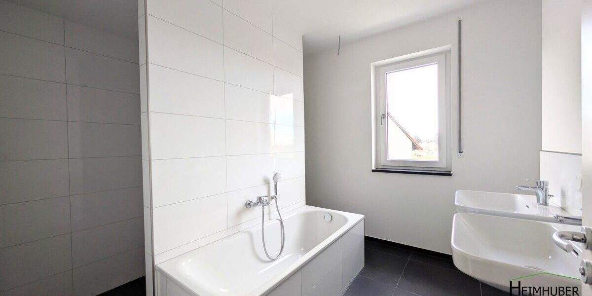 Etagenwohnung München Ramersdorf-Perlach - 3 Zimmer, 90 m&sup2;, 1.998&euro; | Angebot:25424034