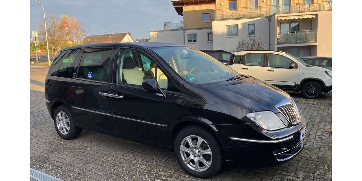 Lancia Phedra 53.300 km 7.200 &euro; Montabaur 56410