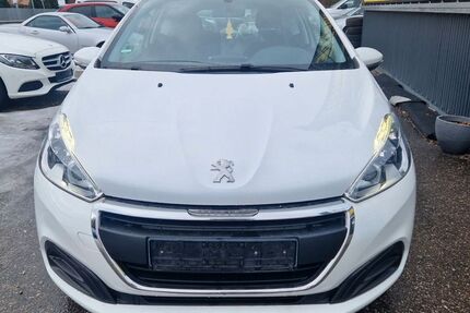 Peugeot 208 130.000 km 4.599 &euro; Polling / Ehring 84570