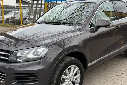 VW Touareg 174.000 km 14.449 € Osnabrück 49084