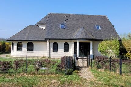 Provisionsfrei* Grosszügiges Architektenhaus Villa in reizvoller Lage