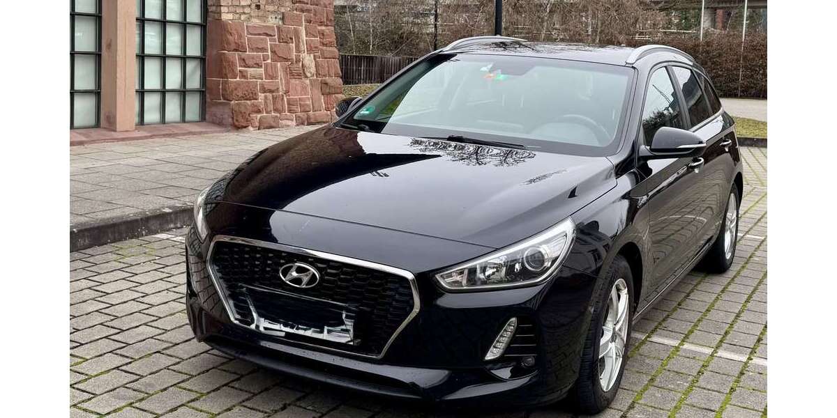 Hyundai i30 110.000 km 9.500 &euro; Mainz 55131