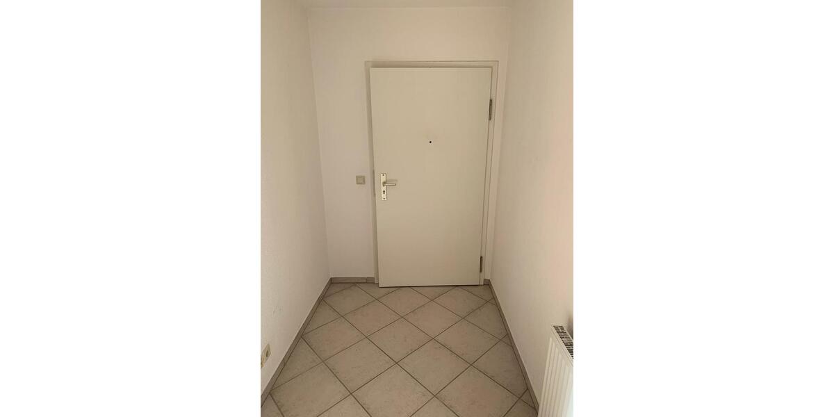 Attraktive 3 ZKB-Wohnung mit Balkon, Garage und Pkw-Stellplatz 3 zimmer