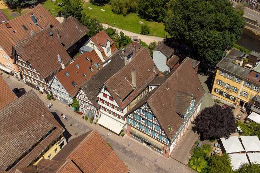Haus zum Kaufen in Calw 530.000 € 220 m²