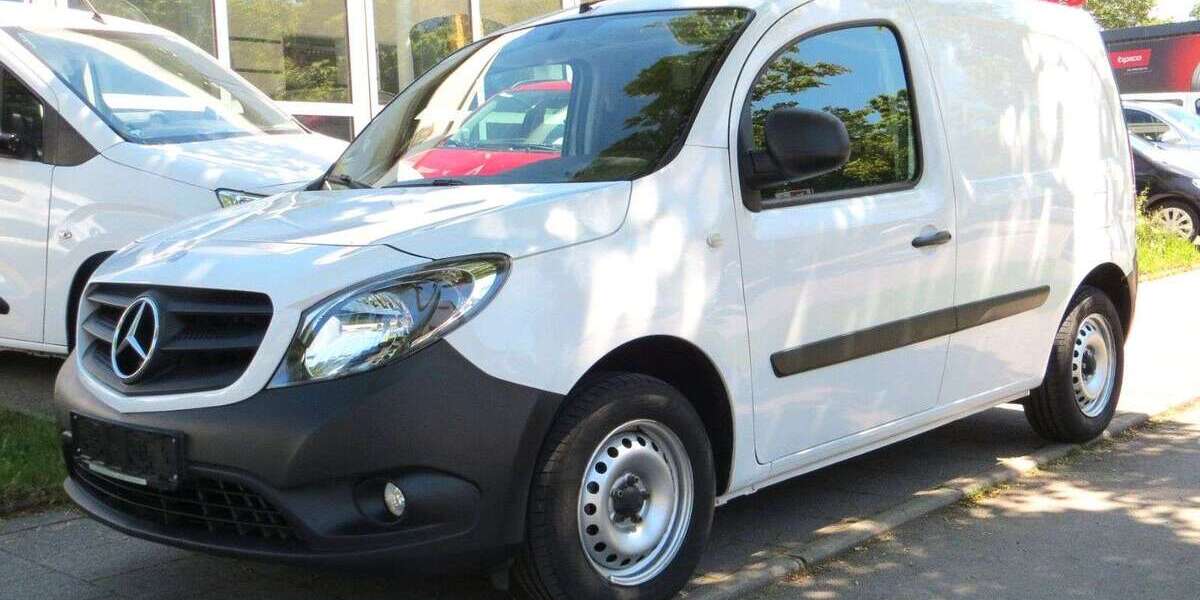 Mercedes-Benz Citan 100.699 km 7.999 &euro; München 81825