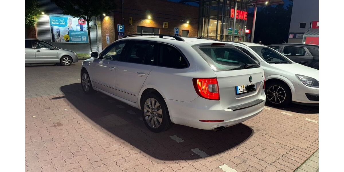 Skoda Superb 190.000 km 4.950 &euro; Kiel 24159