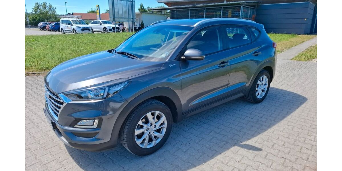 Hyundai TUCSON 60.300 km 17.500 &euro; Furth-Arth 84095