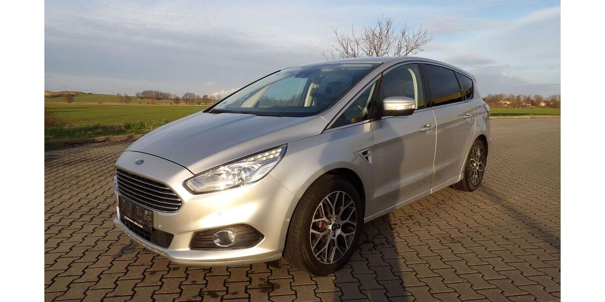 Ford S-Max 90.000 km 13.999 &euro; Bautzen 02625