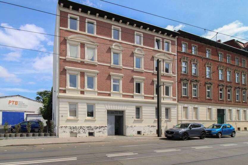 Haus zum Kaufen in Magdeburg 475.000 € 835.12 m²