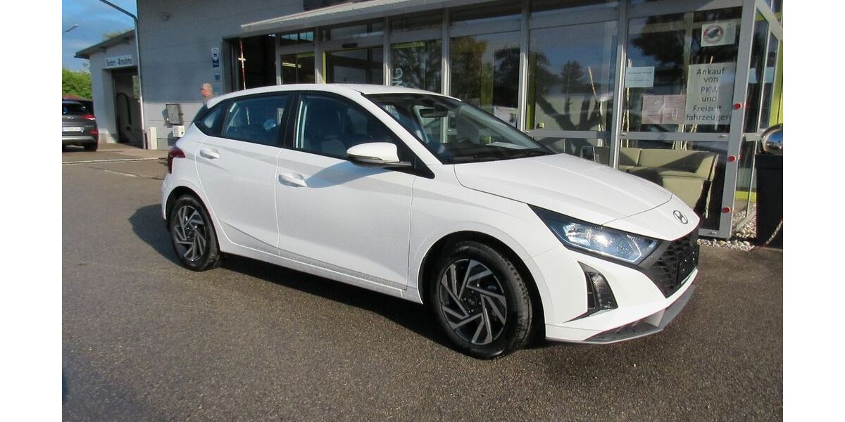 Hyundai i20 6.000 km 18.490 &euro; Freising / Achering 85354
