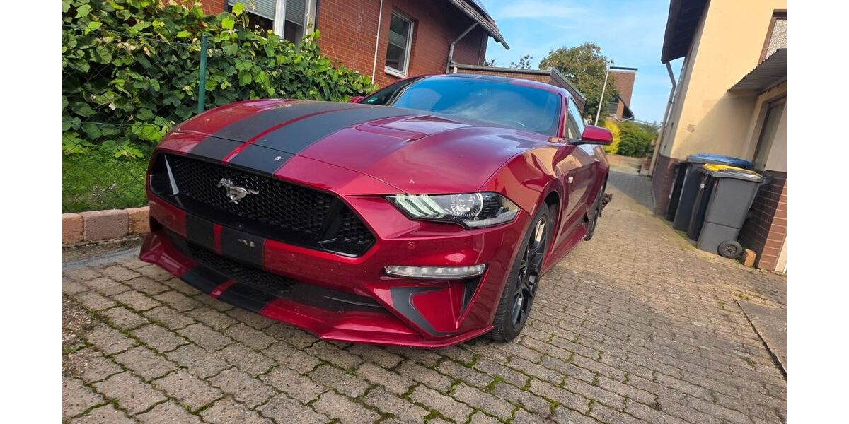 Ford Mustang 73.000 km 21.000 &euro; Wunstorf 31515