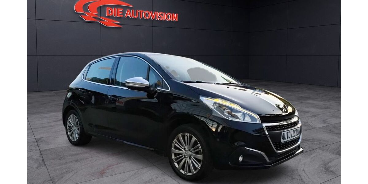 Peugeot 208 83.000 km 7.980 &euro; Grassbrunn 85630