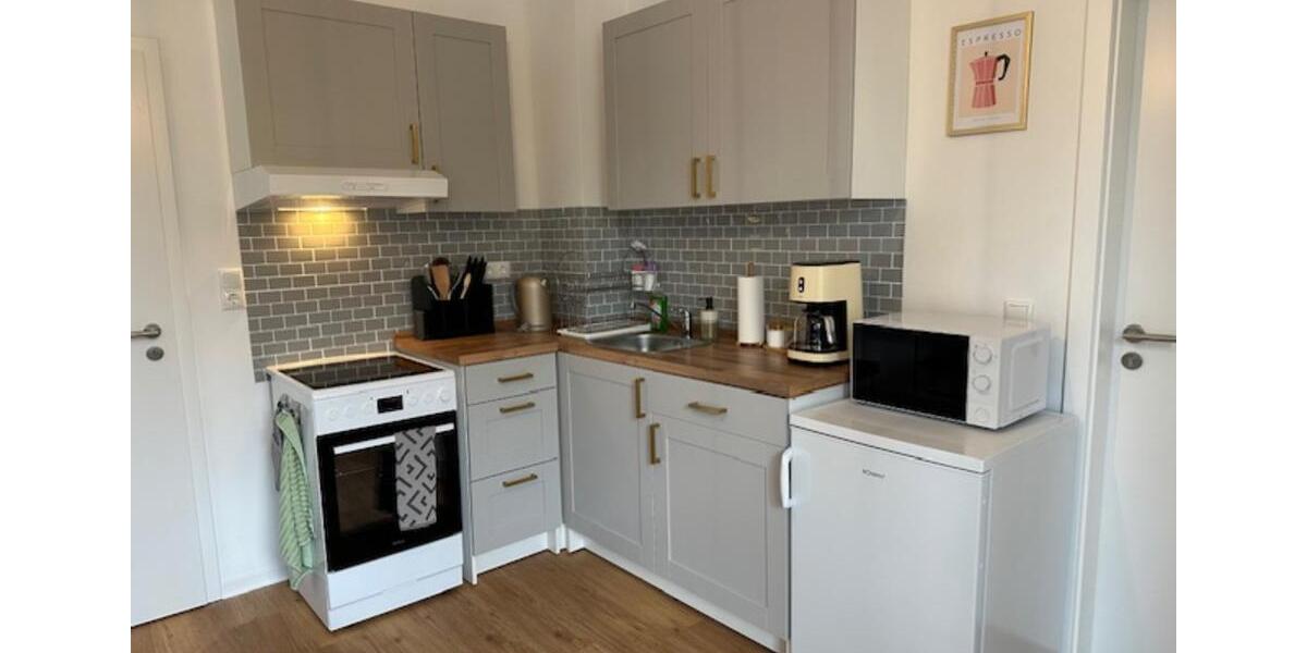 Monteurswohnung Gästezimmer in Stadtmitte neben Busbahnhof 2 zimmer