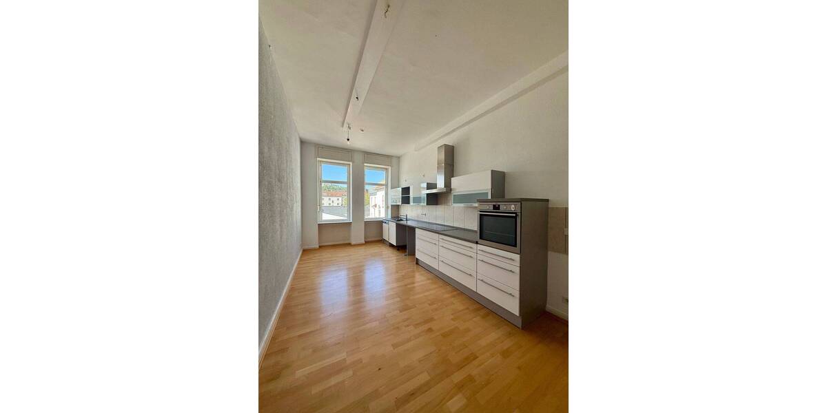 Etagenwohnung Saarbrücken St Johann - 5 Zimmer, 208 m&sup2;, 1.900&euro; | Angebot:26358490