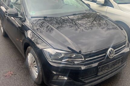 VW Polo 114.000 km 9.999 &euro; Recklinghausen 45663