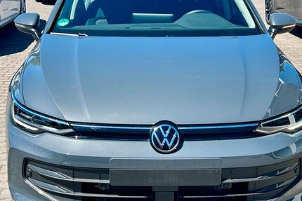 VW Golf 7.450 km 24.995 &euro; Wasungen 98634
