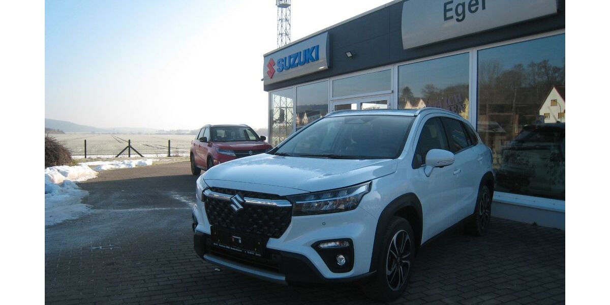 Suzuki (SX4) S-Cross 8.000 km 33.500 &euro; Sondershausen 99706