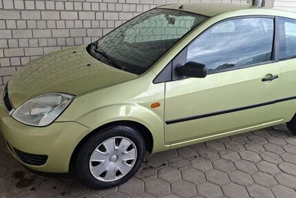 Ford Fiesta 211.000 km 1.100 &euro; Ahrensburg 22926