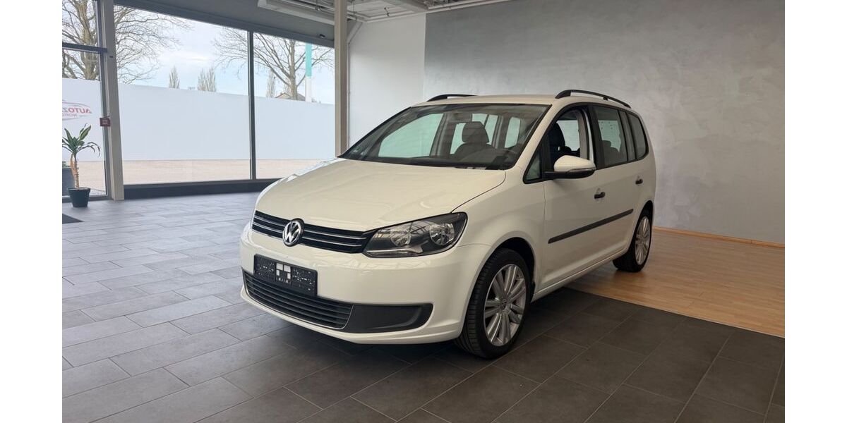 VW Touran 151.000 km 8.799 &euro; Nordhorn 48529