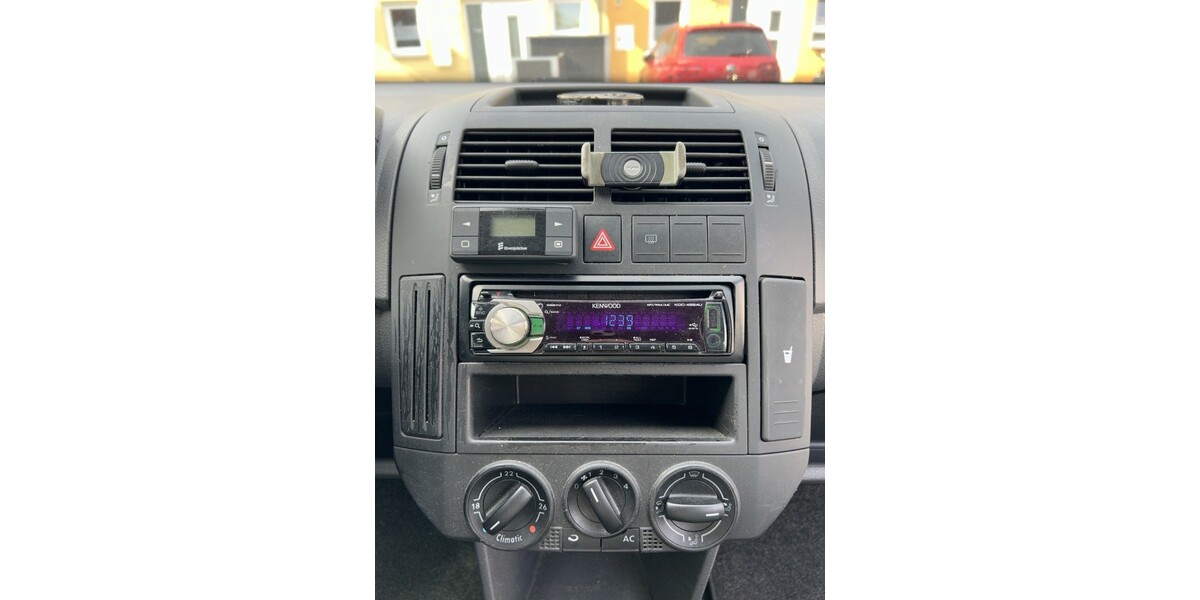 VW Polo 238.345 km 2.499 &euro; Würzburg 97070