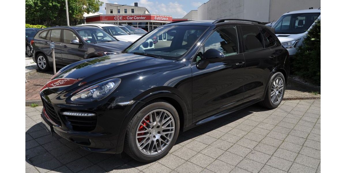 Porsche Cayenne 213.500 km 19.490 € Leipzig 04129
