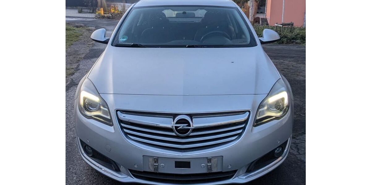 Opel Insignia 64.842 km 9.999 &euro; Bitburg 54634