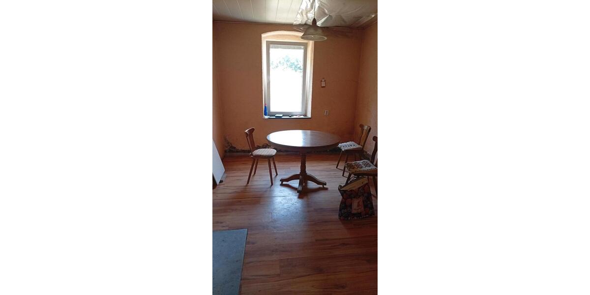 Einfamilienhaus Wadern - 5 Zimmer, 94 m&sup2;, 69.000&euro; | Angebot:27010156