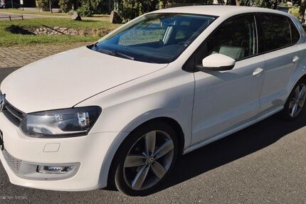 VW Polo 168.175 km 7.400 € Halsbrücke 09633