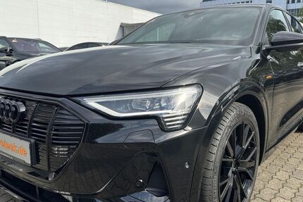 Audi e-tron 38.894 km 34.950 &euro; Hamburg 22047