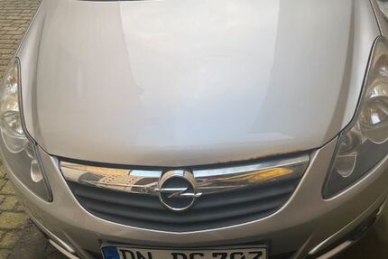 Opel Corsa 113.000 km 2.100 &euro; Düren 52353