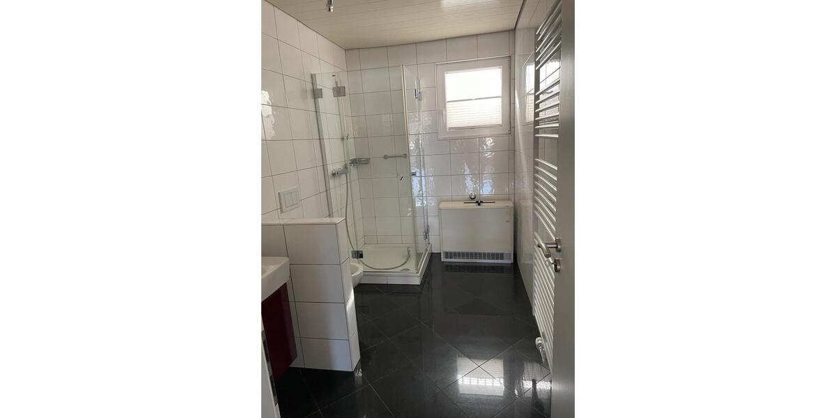 Erdgeschoßwohnung Plettenberg - 1 Zimmer, 108 m&sup2;, 700&euro; | Angebot:26413884