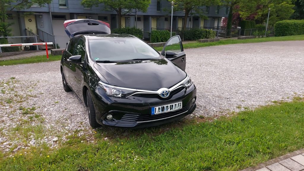 Toyota Auris 106.000 km 13.800 &euro; Tutzing 82327