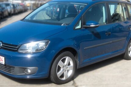 VW Touran 249.900 km 5.199 &euro; Leipzig 04347