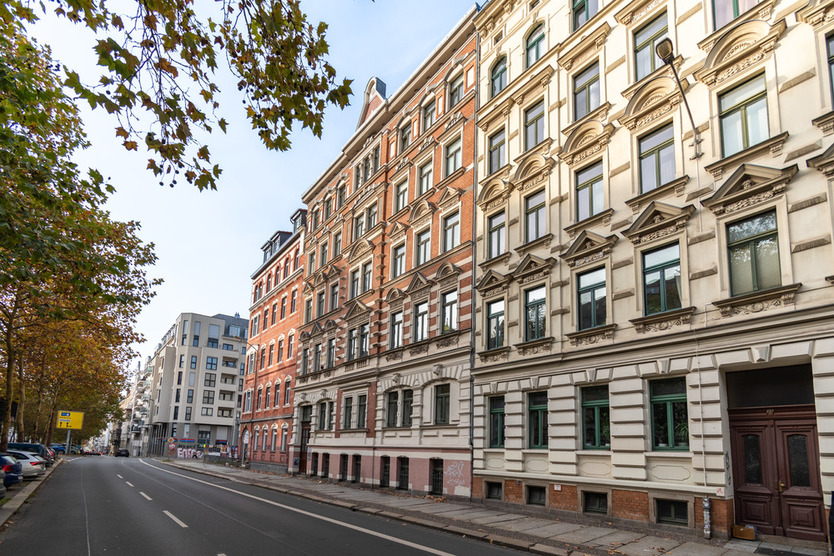 VOLLVERMIETUNG UND BESTLAGE Immobilienpaket mit 5 Wohneinheiten in Leipzigs Südvorstadt 1 zimmer