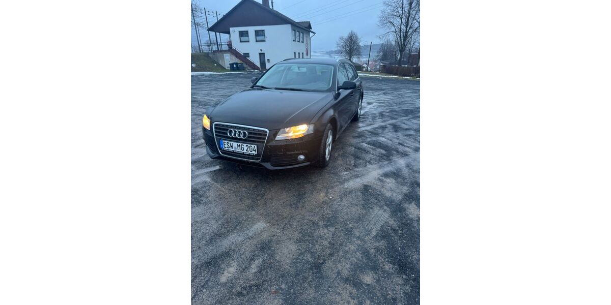 Audi A4 145.000 km 6.600 &euro; Alberode 37290