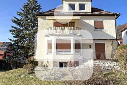 Haus Kulmbach Ziegelhütten - 8 Zimmer, 175 m&sup2;, 179.000&euro; | Angebot:26346500