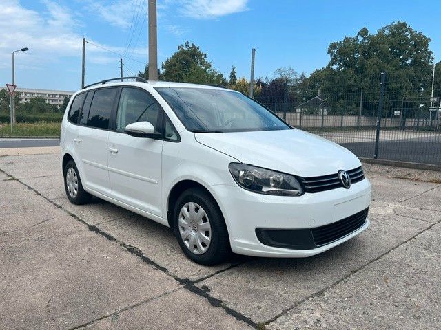 VW Touran 61.852 km 11.380 &euro; Bautzen 02625