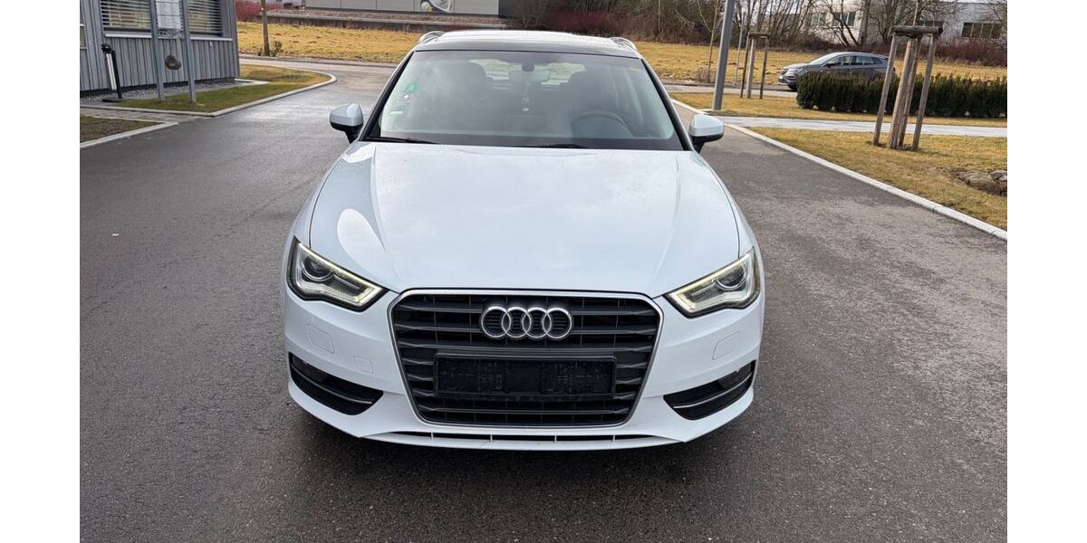 Audi A3 196.000 km 11.999 &euro; Donaueschingen 78166