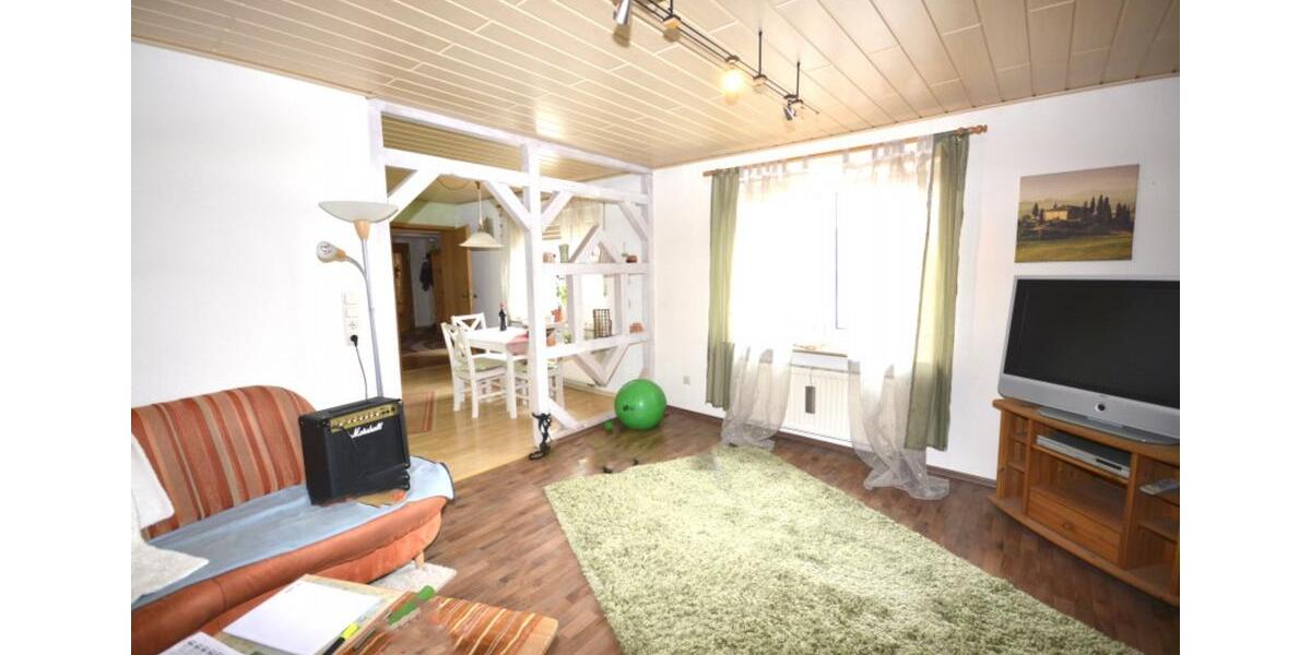 Schöne, helle und ruhige 3,5 Zimmer Wohnung in Hummendorf 3 zimmer