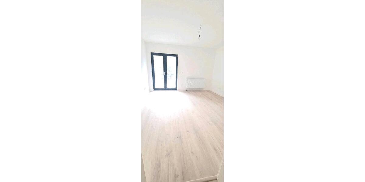Einfamilienhaus Leidersbach - 5 Zimmer, 143 m&sup2;, 1.900&euro; | Angebot:26126456