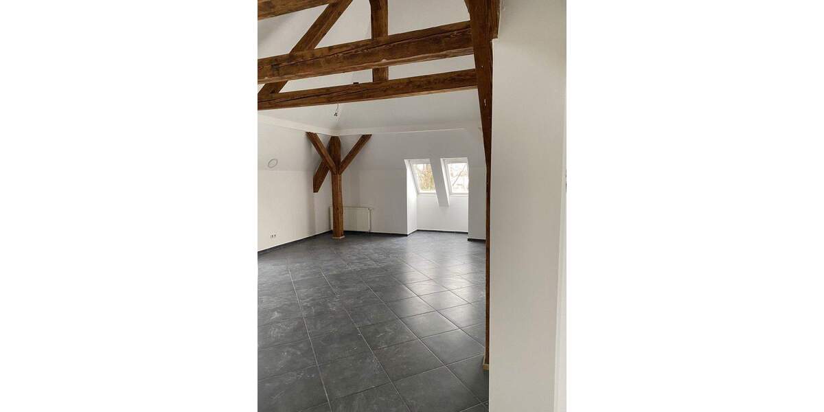 Etagenwohnung Augsburg Göggingen - 6 Zimmer, 177 m&sup2;, 1.920&euro; | Angebot:26048170