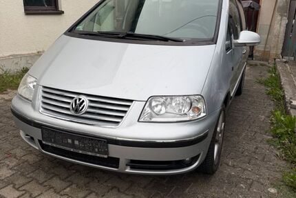 VW Sharan 263.000 km 2.950 &euro; Ulm 89079