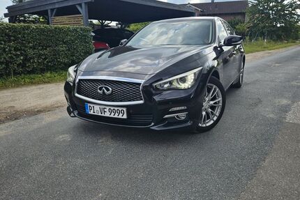 INFINITI Q50 296.000 km 7.950 &euro; Borstel Hohenraden 25494